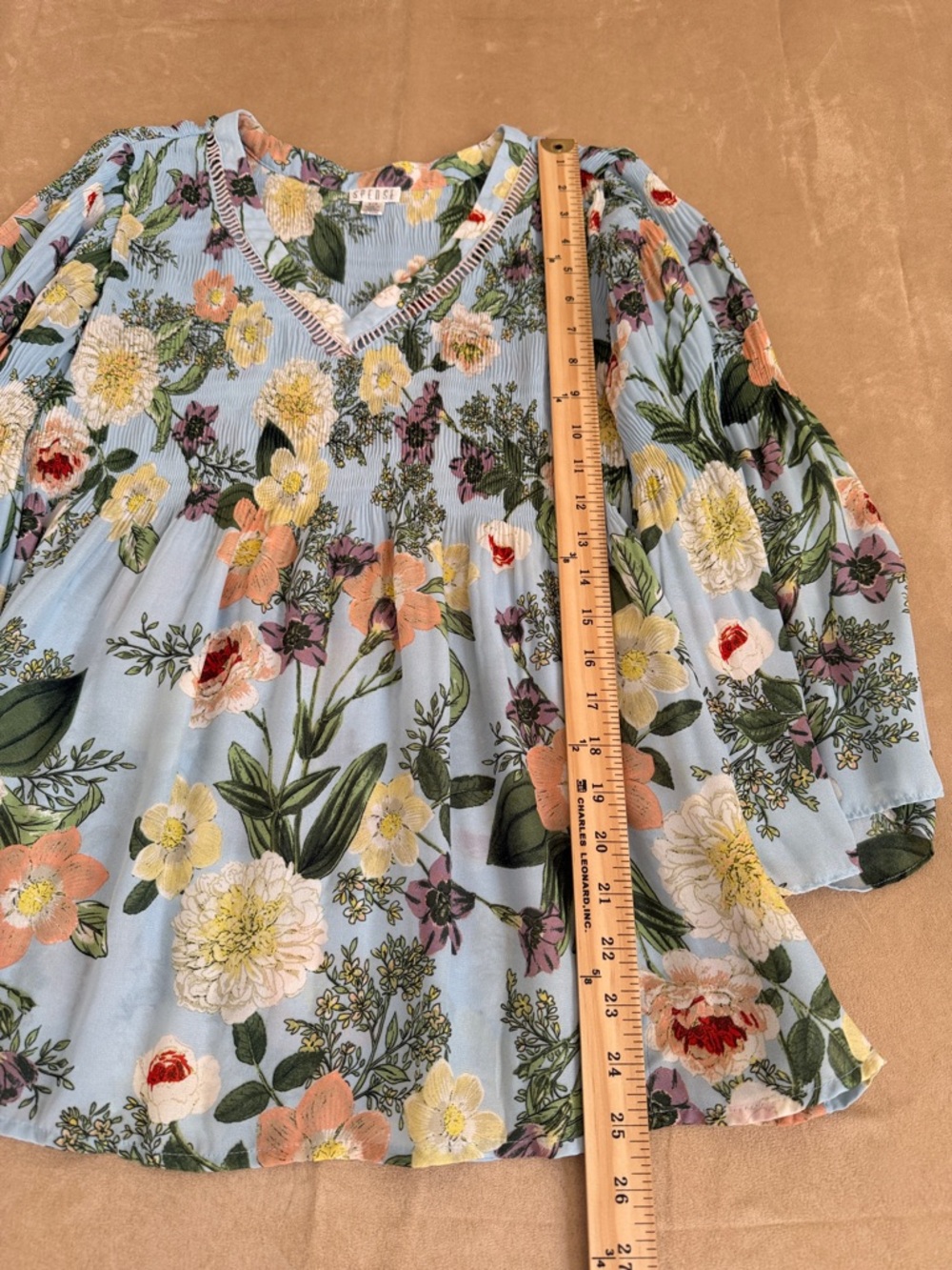 Spense Light Blue Floral Smocked V-Neck Bell Sleeves Tunic Size S/P - Picture 7 of 8